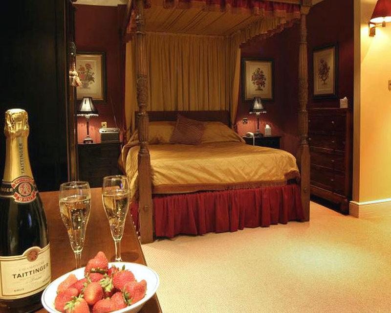 Hurtwood Hotel Peaslake Rum bild