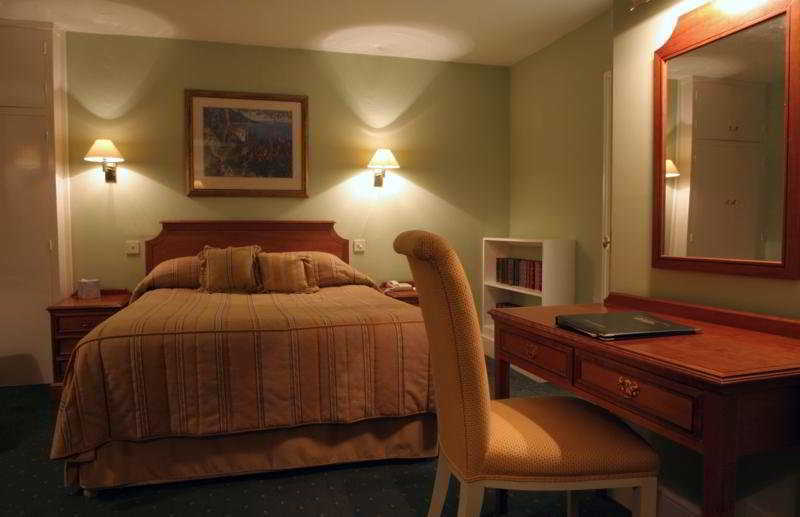 Hurtwood Hotel Peaslake Rum bild